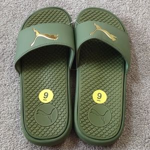 NWT women's puma slides